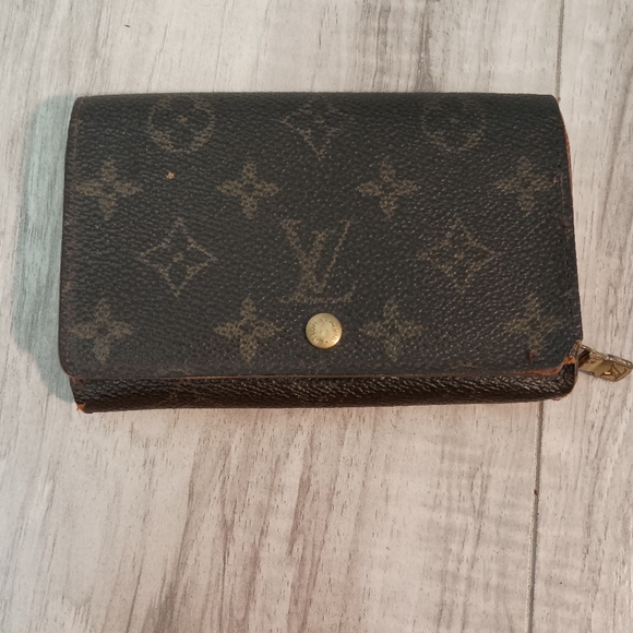 Louis Vuitton Handbags - Louis Vuitton, Brown MonoTresor Bi-Fold Zip Wallet